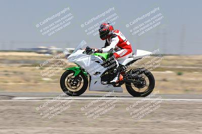 media/Aug-03-2025-TrackDaz (Sun) [[bf4a71acf9]]/B Group/1220pm (Wheelie Bump)/